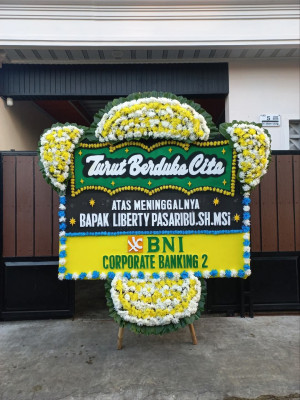 Papan Bunga Duka di Lebak Bandung